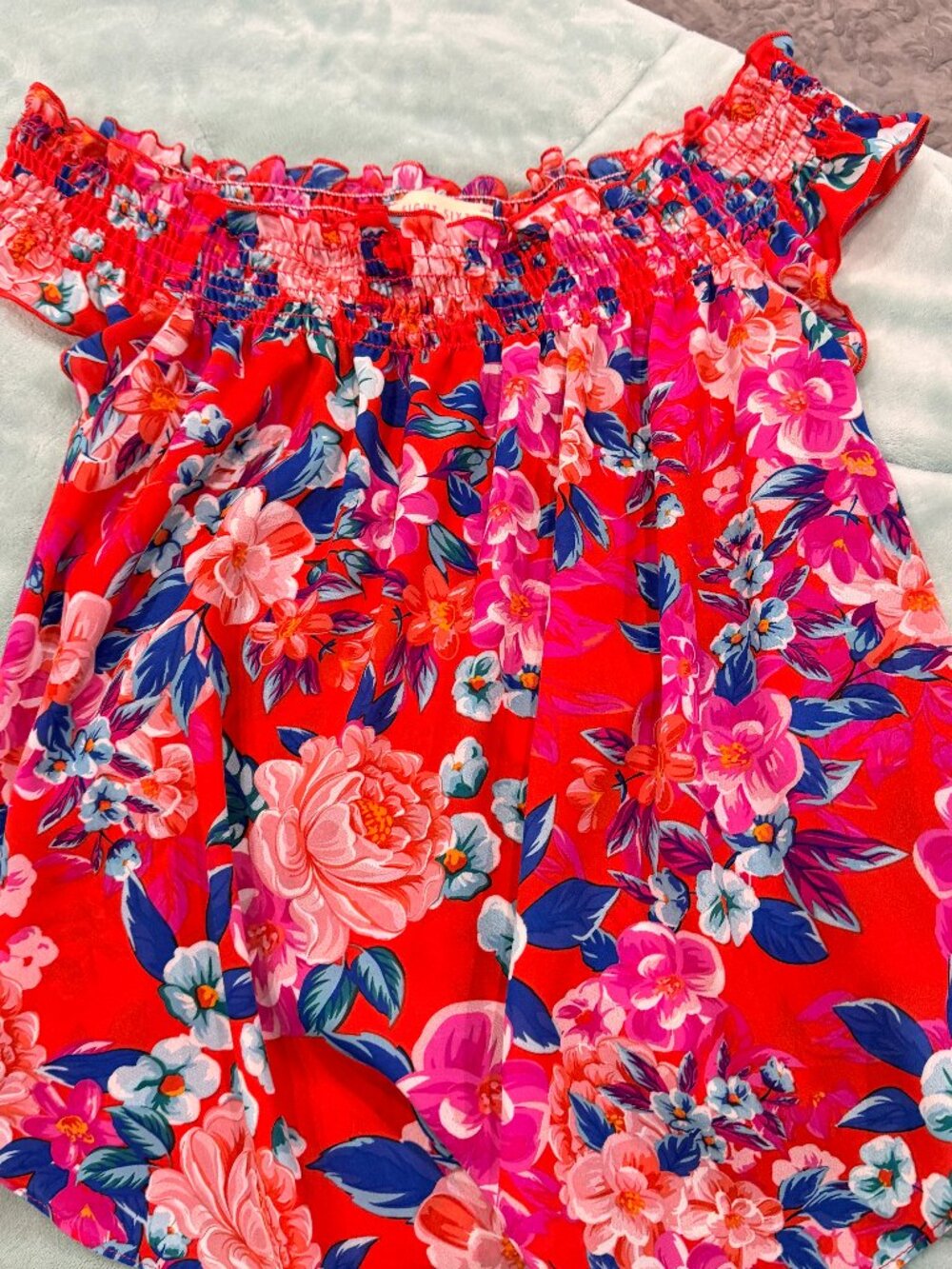 Eight Sixty womens red floral blouse - great condition - flowy off the shoulder